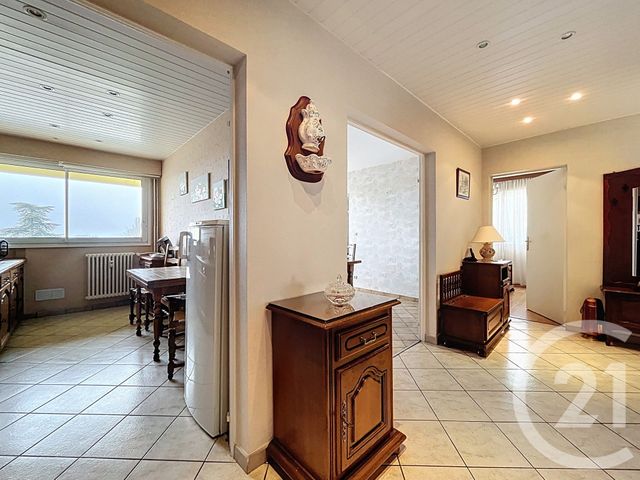 Appartement F4 à vendre - 4 pièces - 74.4 m2 - METZ - 57 - LORRAINE - Century 21 Côté Est Immobilier