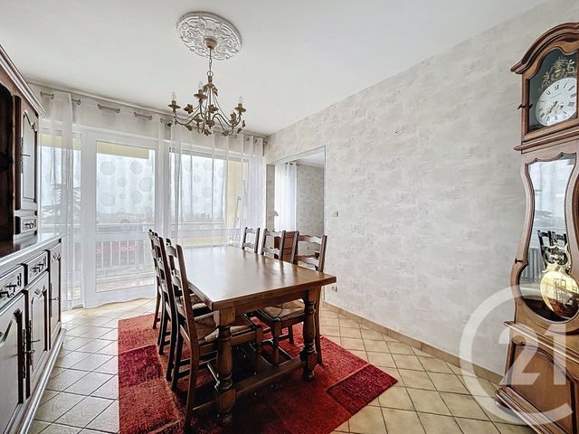 Appartement F4 à vendre - 4 pièces - 74.4 m2 - METZ - 57 - LORRAINE - Century 21 Côté Est Immobilier