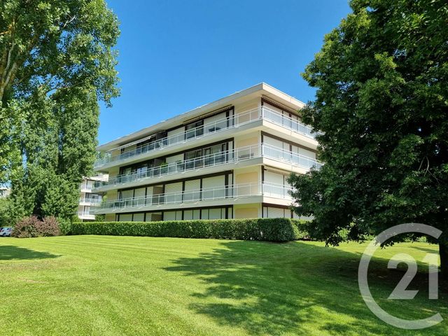 Afficher la photo en grand Appartement F4 à vendre - 4 pièces - 88.72 m2 - METZ - 57 - LORRAINE - Century 21 Côté Est Immobilier