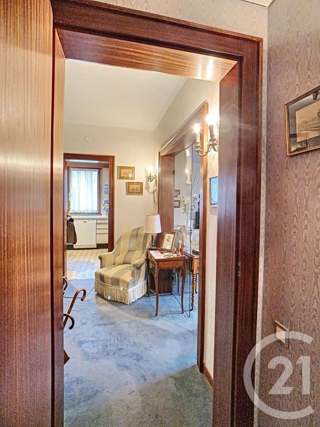 Afficher la photo en grand Appartement F6 à vendre - 6 pièces - 149.35 m2 - METZ - 57 - LORRAINE - Century 21 Côté Est Immobilier