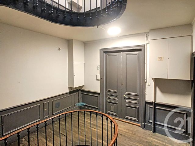 Afficher la photo en grand Appartement F3 à vendre - 3 pièces - 68.48 m2 - METZ - 57 - LORRAINE - Century 21 Côté Est Immobilier