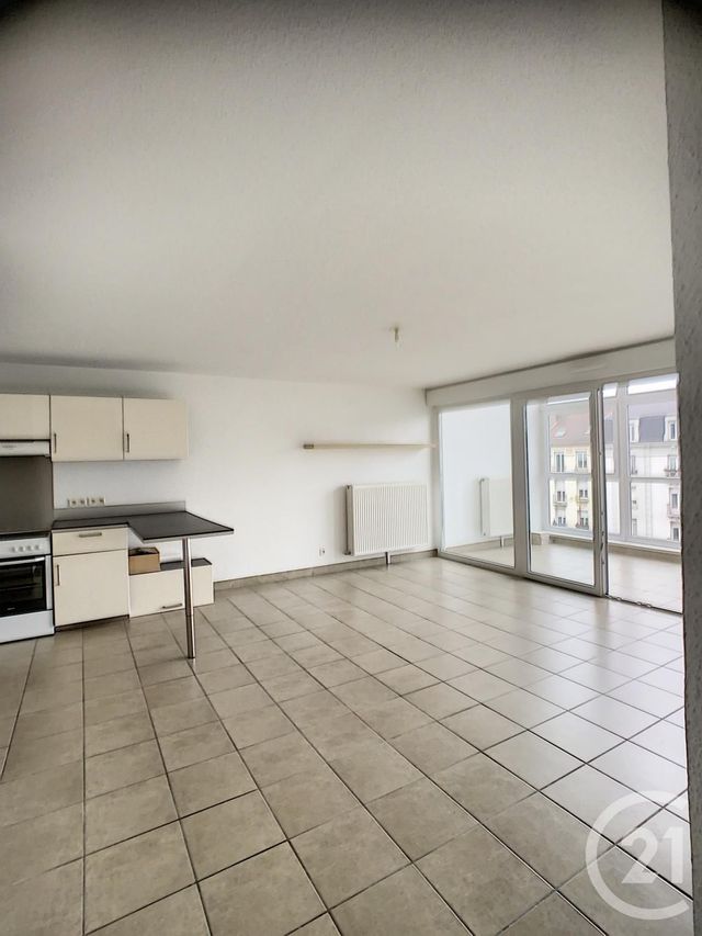 Appartement F4 à vendre - 4 pièces - 78.68 m2 - LONGEVILLE LES METZ - 57 - LORRAINE - Century 21 Côté Est Immobilier Appartement F4 à vendre - 4 pièces - 78.68 m2 - LONGEVILLE LES METZ - 57 - LORRAINE - Century 21 Côté Est Immobilier