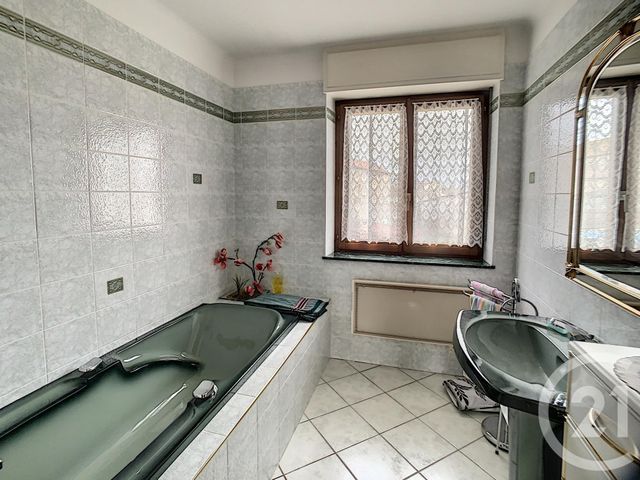 maison à vendre - 6 pièces - 150.62 m2 - CHIEULLES - 57 - LORRAINE - Century 21 Côté Est Immobilier maison à vendre - 6 pièces - 150.62 m2 - CHIEULLES - 57 - LORRAINE - Century 21 Côté Est Immobilier