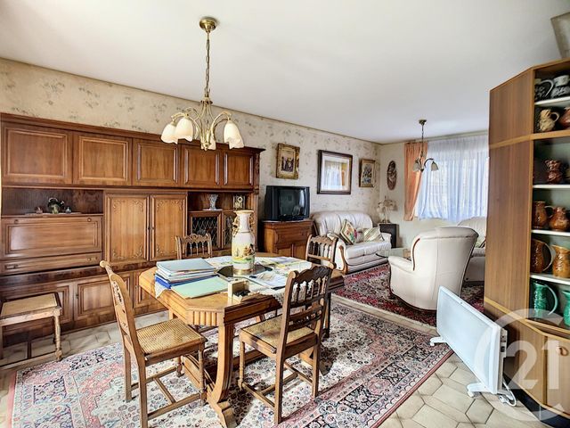 maison à vendre - 6 pièces - 150.62 m2 - CHIEULLES - 57 - LORRAINE - Century 21 Côté Est Immobilier maison à vendre - 6 pièces - 150.62 m2 - CHIEULLES - 57 - LORRAINE - Century 21 Côté Est Immobilier
