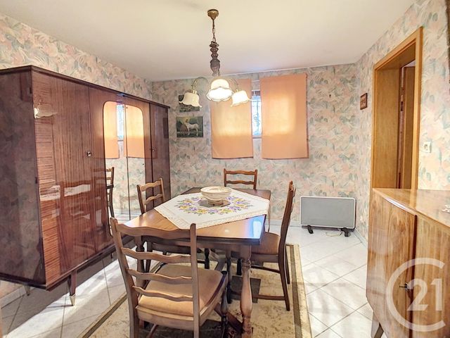 maison à vendre - 6 pièces - 150.62 m2 - CHIEULLES - 57 - LORRAINE - Century 21 Côté Est Immobilier maison à vendre - 6 pièces - 150.62 m2 - CHIEULLES - 57 - LORRAINE - Century 21 Côté Est Immobilier