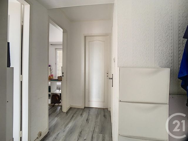Afficher la photo en grand Appartement F5 à vendre - 5 pièces - 79.89 m2 - METZ - 57 - LORRAINE - Century 21 Côté Est Immobilier