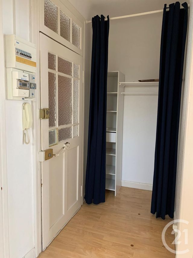 Afficher la photo en grand Appartement F3 à louer - 3 pièces - 44.88 m2 - MONTIGNY LES METZ - 57 - LORRAINE - Century 21 Côté Est Immobilier