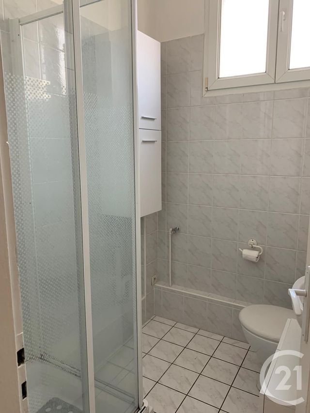 Afficher la photo en grand Appartement F3 à louer - 3 pièces - 44.88 m2 - MONTIGNY LES METZ - 57 - LORRAINE - Century 21 Côté Est Immobilier
