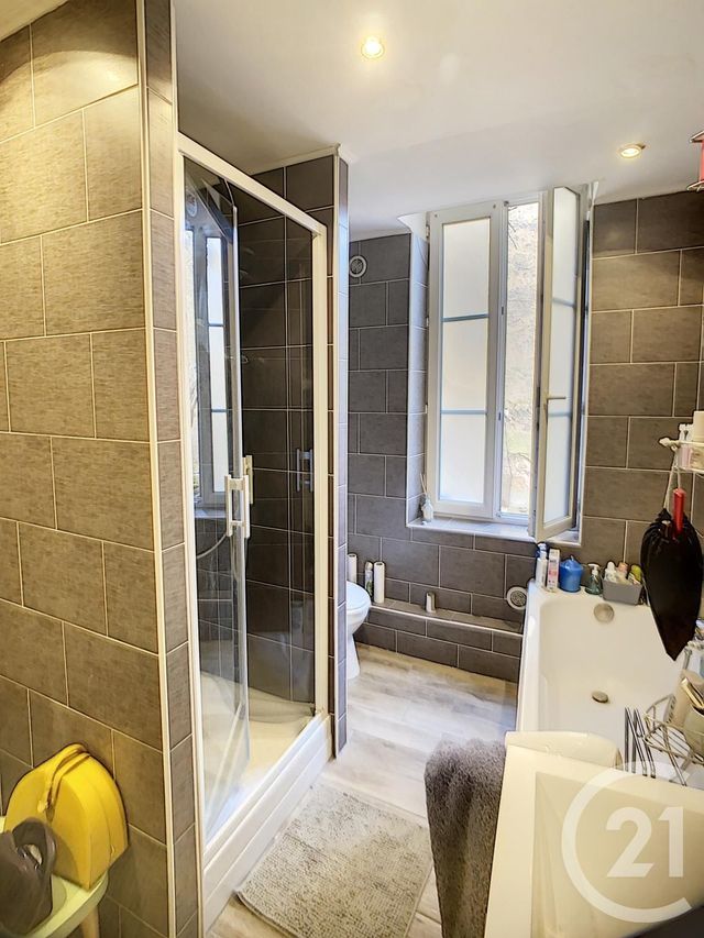 Afficher la photo en grand Appartement F4 à vendre - 4 pièces - 89.24 m2 - METZ - 57 - LORRAINE - Century 21 Côté Est Immobilier