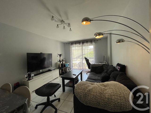 Afficher la photo en grand Appartement F2 à vendre - 2 pièces - 52.0 m2 - METZ - 57 - LORRAINE - Century 21 Côté Est Immobilier