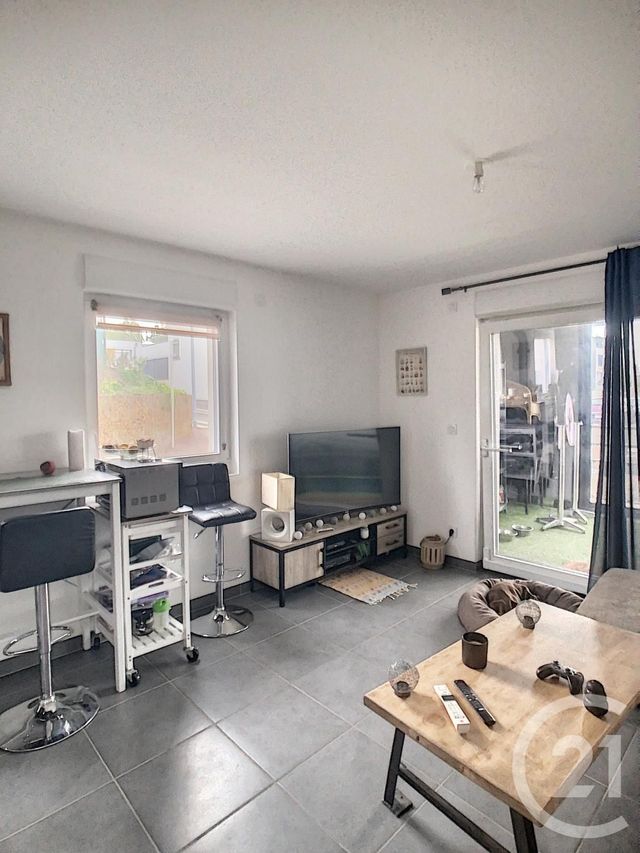 Appartement F2 à vendre - 2 pièces - 40.7 m2 - METZ - 57 - LORRAINE - Century 21 Côté Est Immobilier Appartement F2 à vendre - 2 pièces - 40.7 m2 - METZ - 57 - LORRAINE - Century 21 Côté Est Immobilier