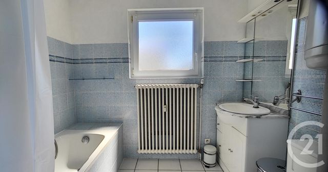 Appartement F5 à vendre - 5 pièces - 114.93 m2 - METZ - 57 - LORRAINE - Century 21 Côté Est Immobilier Appartement F5 à vendre - 5 pièces - 114.93 m2 - METZ - 57 - LORRAINE - Century 21 Côté Est Immobilier
