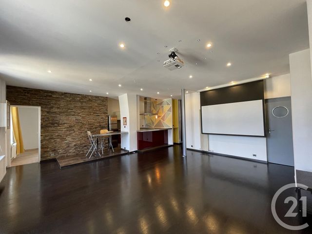 Afficher la photo en grand Appartement F3 à vendre - 3 pièces - 95.42 m2 - METZ - 57 - LORRAINE - Century 21 Côté Est Immobilier