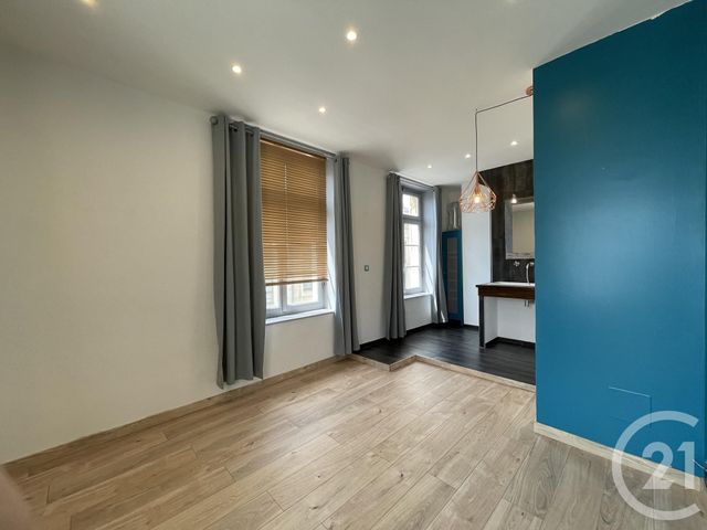 Afficher la photo en grand Appartement F3 à vendre - 3 pièces - 95.42 m2 - METZ - 57 - LORRAINE - Century 21 Côté Est Immobilier