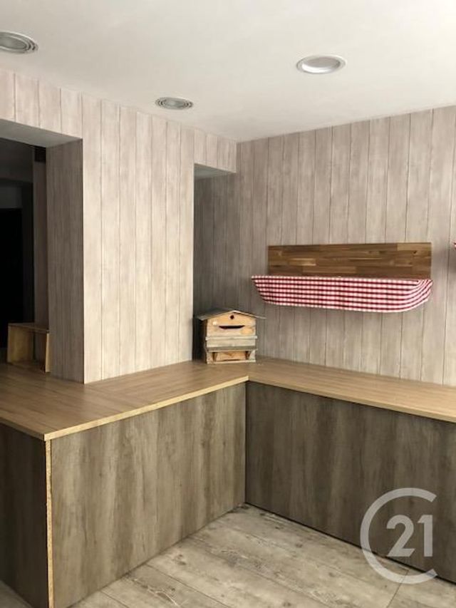 Afficher la photo en grand commerce à louer - 30.0 m2 - METZ - 57 - LORRAINE - Century 21 Côté Est Immobilier