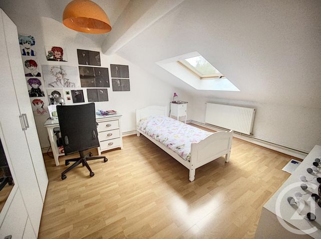 Afficher la photo en grand Appartement F7 à vendre - 7 pièces - 133.0 m2 - COURCELLES CHAUSSY - 57 - LORRAINE - Century 21 Côté Est Immobilier
