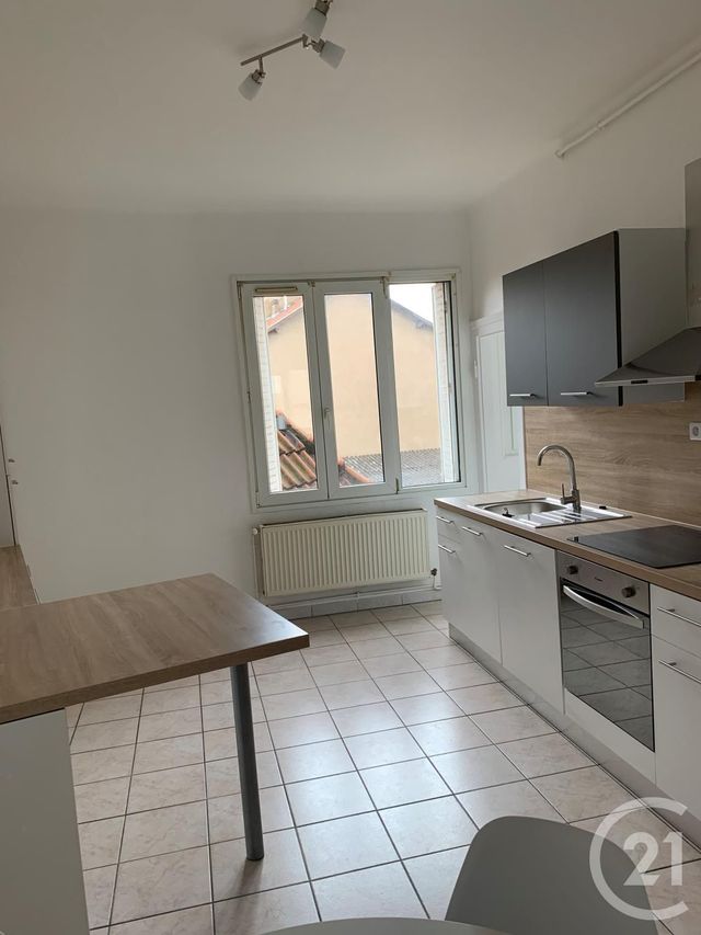 Afficher la photo en grand Appartement F2 à louer - 2 pièces - 55.53 m2 - MONTIGNY LES METZ - 57 - LORRAINE - Century 21 Côté Est Immobilier