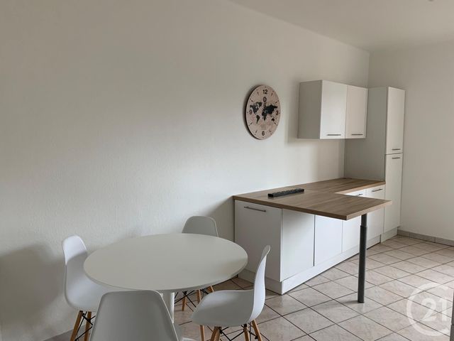 Afficher la photo en grand Appartement F2 à louer - 2 pièces - 55.53 m2 - MONTIGNY LES METZ - 57 - LORRAINE - Century 21 Côté Est Immobilier