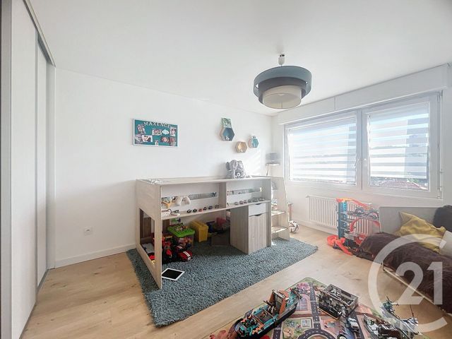 Appartement F4 à vendre - 4 pièces - 101.0 m2 - ST JULIEN LES METZ - 57 - LORRAINE - Century 21 Côté Est Immobilier