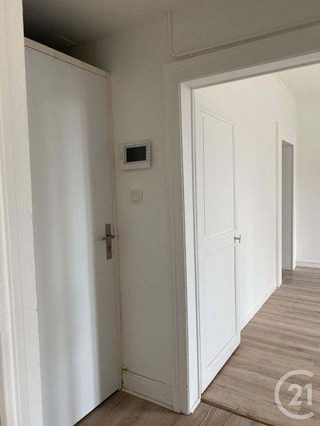 Afficher la photo en grand immeuble à vendre - 237.0 m2 - JOEUF - 54 - LORRAINE - Century 21 Côté Est Immobilier