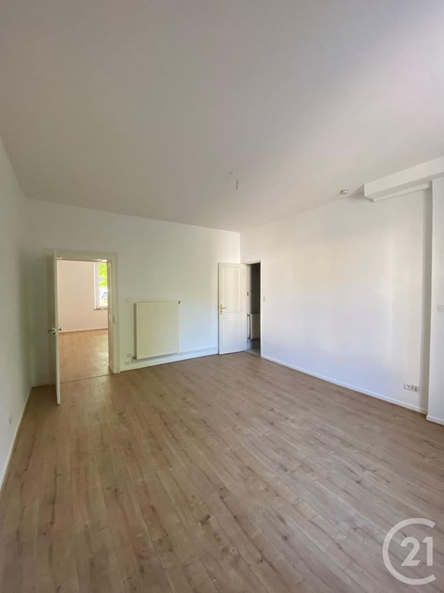 Afficher la photo en grand immeuble à vendre - 237.0 m2 - JOEUF - 54 - LORRAINE - Century 21 Côté Est Immobilier