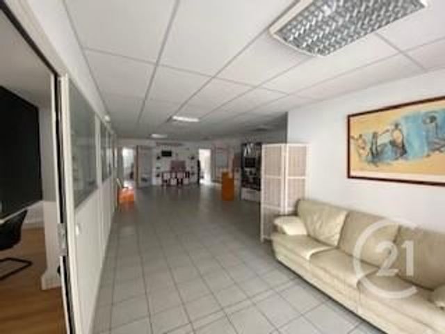 entreprise à louer - 617.0 m2 - METZ - 57 - LORRAINE - Century 21 Côté Est Immobilier