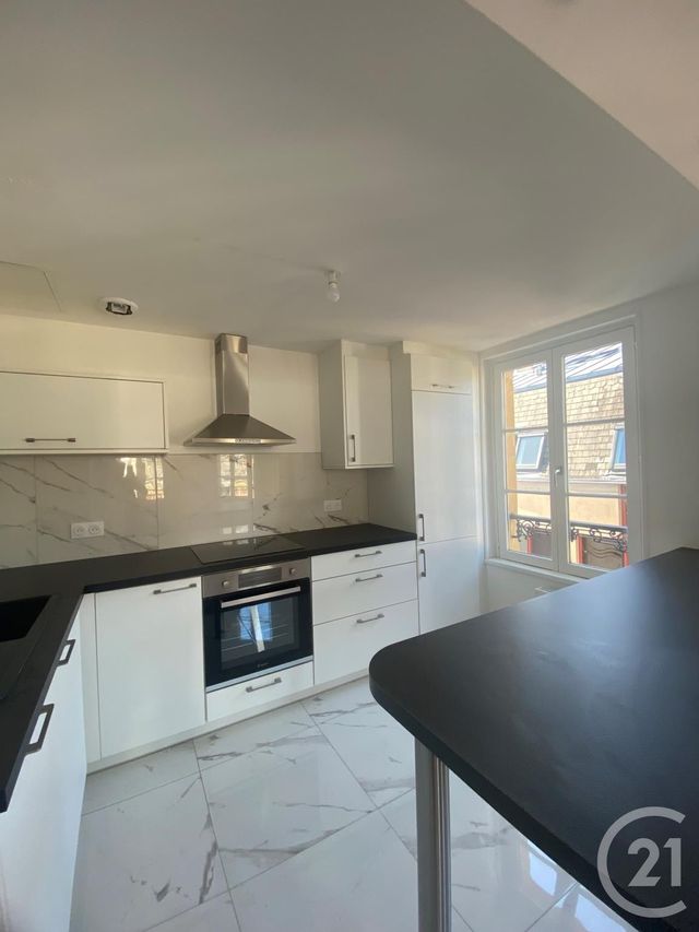 Appartement F4 à louer - 4 pièces - 88.19 m2 - METZ - 57 - LORRAINE - Century 21 Côté Est Immobilier