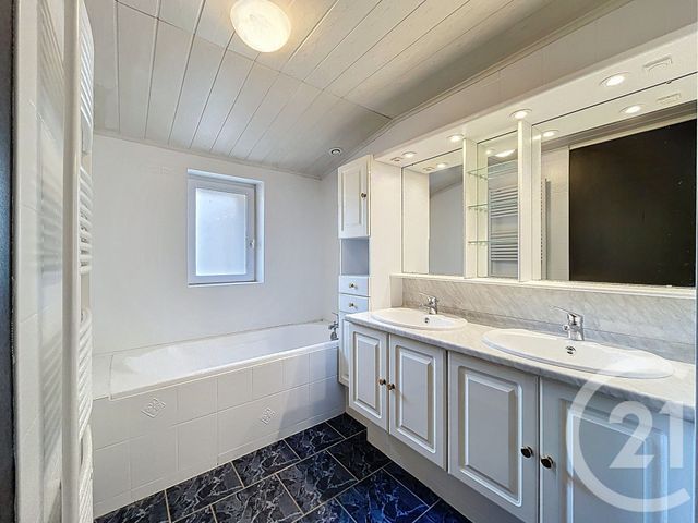 maison à vendre - 9 pièces - 269.1 m2 - BOULAY MOSELLE - 57 - LORRAINE - Century 21 Côté Est Immobilier