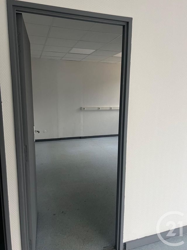 commerce à louer - 174.44 m2 - METZ - 57 - LORRAINE - Century 21 Côté Est Immobilier