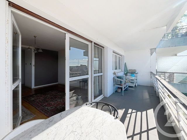 Afficher la photo en grand Appartement F4 à vendre - 4 pièces - 72.0 m2 - METZ - 57 - LORRAINE - Century 21 Côté Est Immobilier