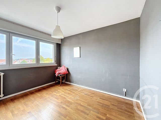 Afficher la photo en grand Appartement F4 à vendre - 4 pièces - 72.0 m2 - METZ - 57 - LORRAINE - Century 21 Côté Est Immobilier