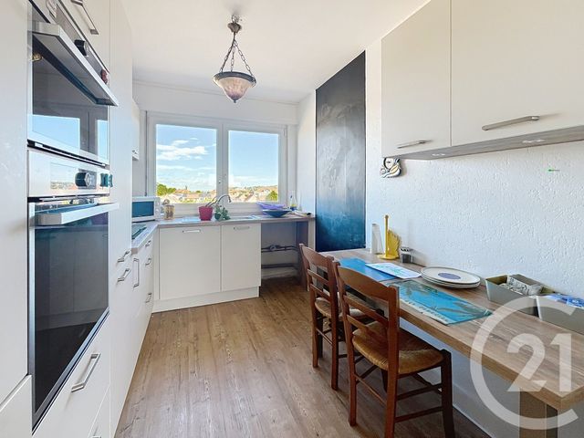 Afficher la photo en grand Appartement F4 à vendre - 4 pièces - 72.0 m2 - METZ - 57 - LORRAINE - Century 21 Côté Est Immobilier