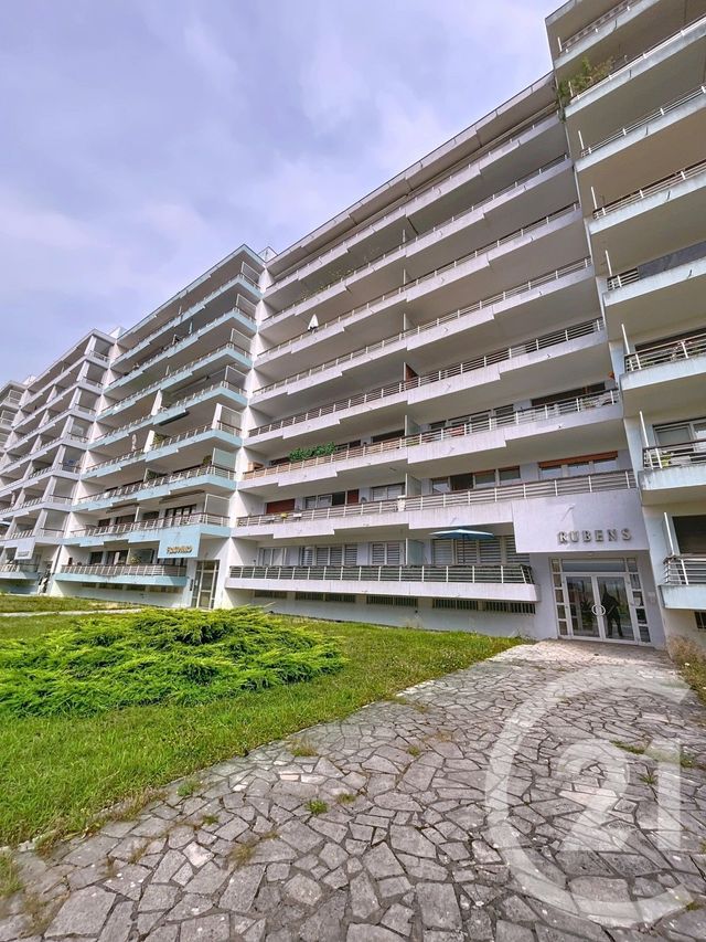 Afficher la photo en grand Appartement F4 à vendre - 4 pièces - 72.0 m2 - METZ - 57 - LORRAINE - Century 21 Côté Est Immobilier