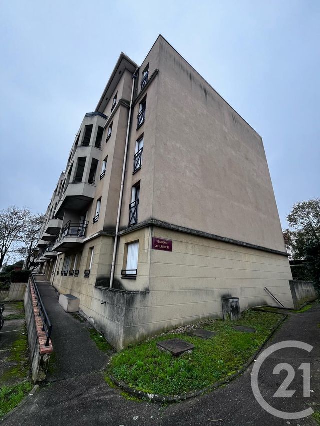 Afficher la photo en grand Appartement F2 à vendre - 2 pièces - 46.6 m2 - METZ - 57 - LORRAINE - Century 21 Côté Est Immobilier