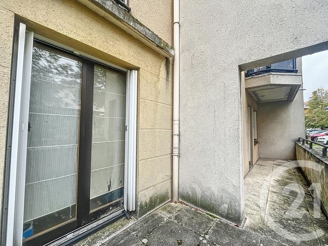 Afficher la photo en grand Appartement F2 à vendre - 2 pièces - 46.6 m2 - METZ - 57 - LORRAINE - Century 21 Côté Est Immobilier