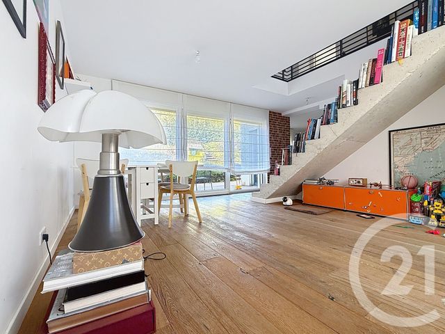 Appartement Duplex à vendre - 5 pièces - 101.51 m2 - ST JULIEN LES METZ - 57 - LORRAINE - Century 21 Côté Est Immobilier