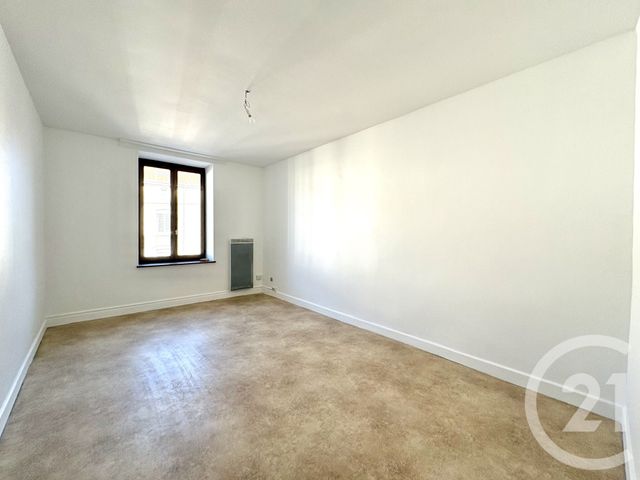 Appartement F3 à louer - 3 pièces - 79.63 m2 - CHATEAU SALINS - 57 - LORRAINE - Century 21 Côté Est Immobilier