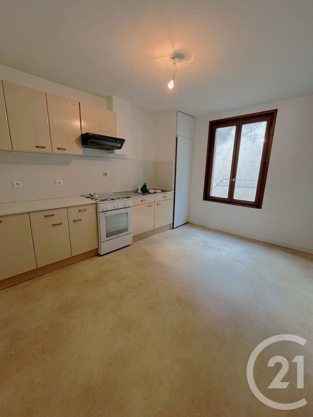 Afficher la photo en grand Appartement F3 à louer - 3 pièces - 79.63 m2 - CHATEAU SALINS - 57 - LORRAINE - Century 21 Côté Est Immobilier