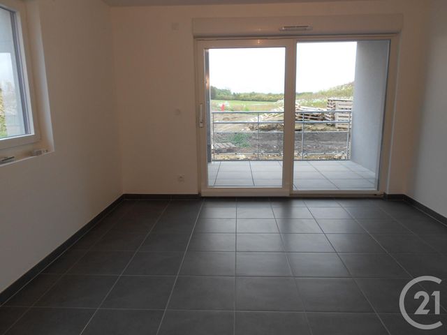 Appartement F2 à vendre - 2 pièces - 40.7 m2 - METZ - 57 - LORRAINE - Century 21 Côté Est Immobilier