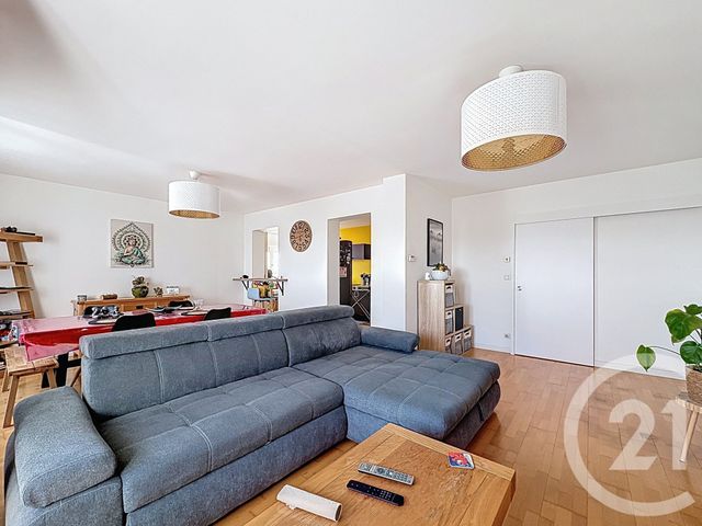 Appartement F4 à vendre - 5 pièces - 97.87 m2 - ST JULIEN LES METZ - 57 - LORRAINE - Century 21 Côté Est Immobilier