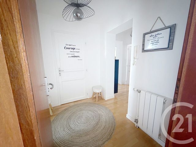 Appartement F4 à vendre - 5 pièces - 97.87 m2 - ST JULIEN LES METZ - 57 - LORRAINE - Century 21 Côté Est Immobilier