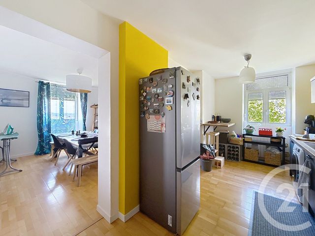 Appartement F4 à vendre - 5 pièces - 97.87 m2 - ST JULIEN LES METZ - 57 - LORRAINE - Century 21 Côté Est Immobilier