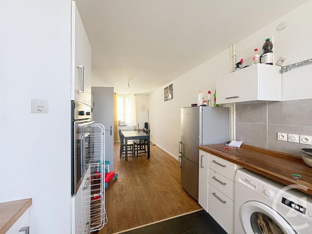 Afficher la photo en grand Appartement F3 à vendre - 3 pièces - 62.17 m2 - METZ - 57 - LORRAINE - Century 21 Côté Est Immobilier
