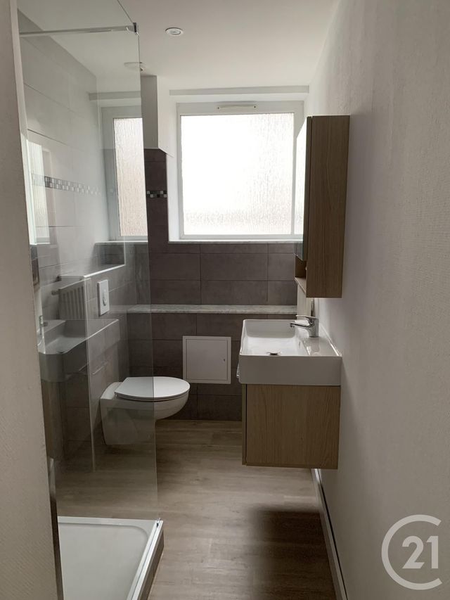 Afficher la photo en grand Appartement F3 à vendre - 3 pièces - 72.29 m2 - METZ - 57 - LORRAINE - Century 21 Côté Est Immobilier