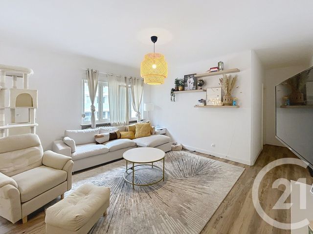 Afficher la photo en grand Appartement F3 à vendre - 3 pièces - 72.29 m2 - METZ - 57 - LORRAINE - Century 21 Côté Est Immobilier