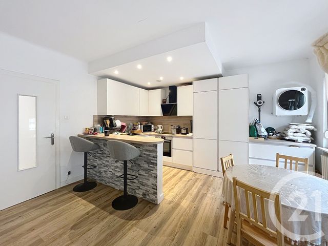 Afficher la photo en grand Appartement F3 à vendre - 3 pièces - 72.29 m2 - METZ - 57 - LORRAINE - Century 21 Côté Est Immobilier