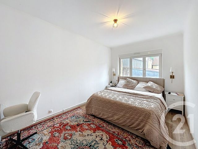 Afficher la photo en grand Appartement F3 à vendre - 3 pièces - 72.29 m2 - METZ - 57 - LORRAINE - Century 21 Côté Est Immobilier