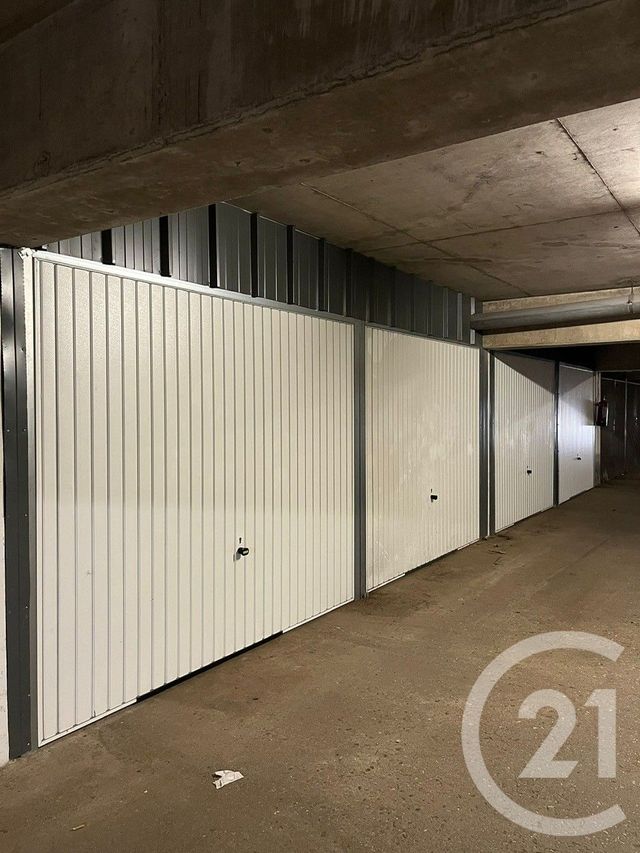 parking à louer - 15.0 m2 - THIONVILLE - 57 - LORRAINE - Century 21 Côté Est Immobilier