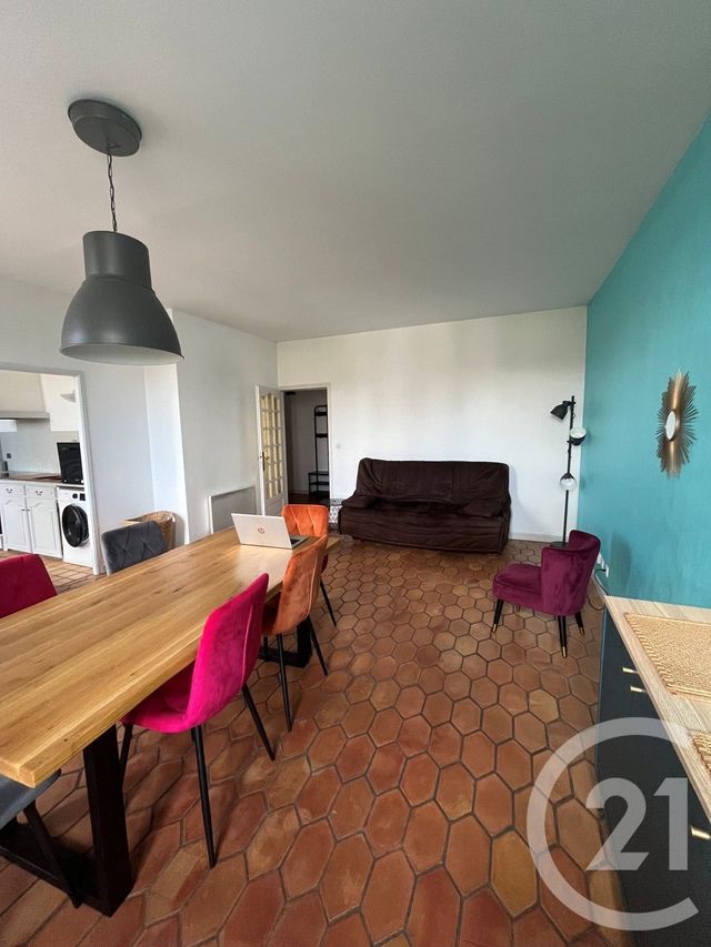 Appartement F3 à louer - 3 pièces - 74.68 m2 - METZ - 57 - LORRAINE - Century 21 Côté Est Immobilier