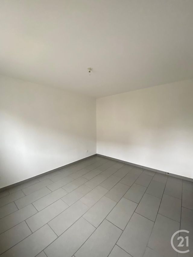 Appartement F3 à louer - 2 pièces - 55.56 m2 - THIONVILLE - 57 - LORRAINE - Century 21 Côté Est Immobilier
